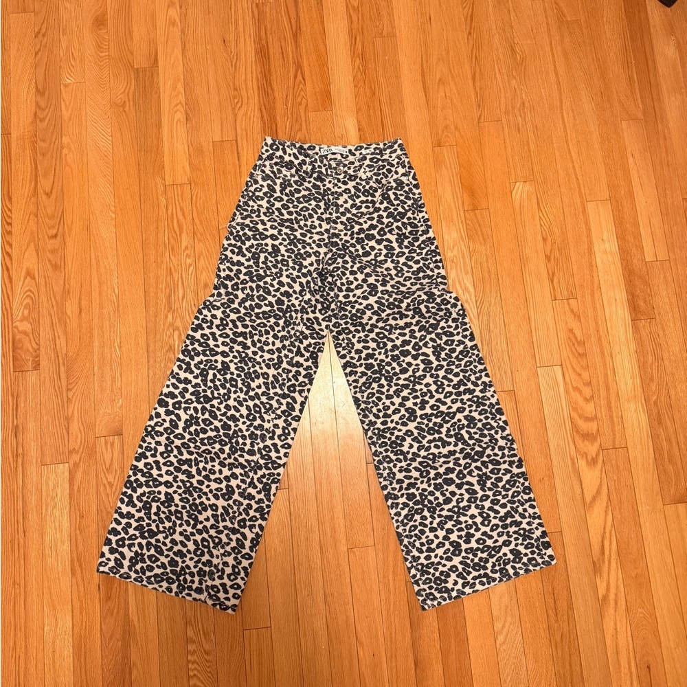 Zara Viral Leopard Print Barrel Jeans